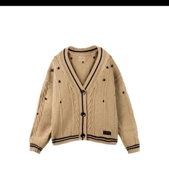 Taylor Swift Tan Cable Knit Cardigan with Star Details - Picture 1 of 5